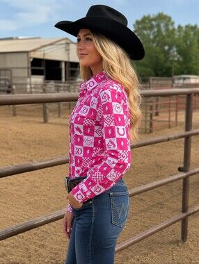 RANCH DRESSN Fallon Taylor "Rizz" Performance Rodeo Cowgirl shirt size L NWOT